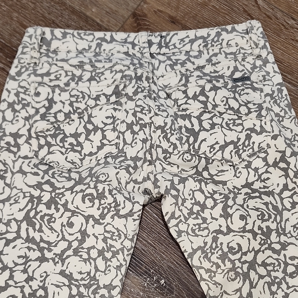 Dear John Off White Grey Womens Floral Cropped Ankle Jeans Low Mid Rise Sz 26 - Picture 7 of 10